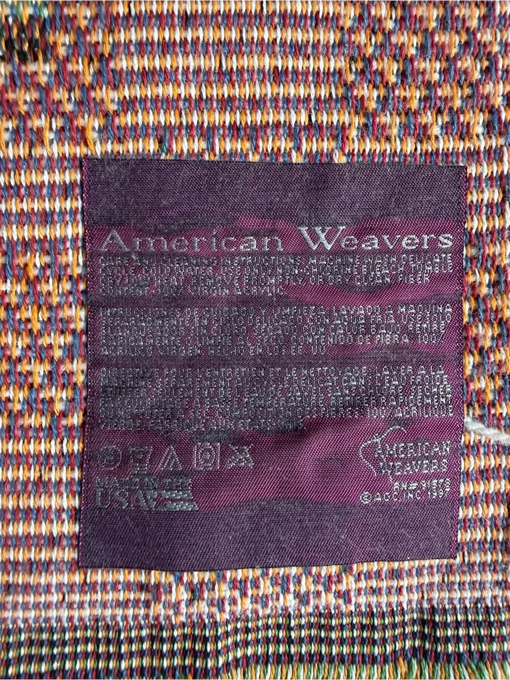 American Weavers Festive Santa Throw Blanket – Holiday Tapestry. 62x51 inches